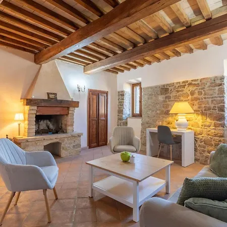 Lorenzo Apartment